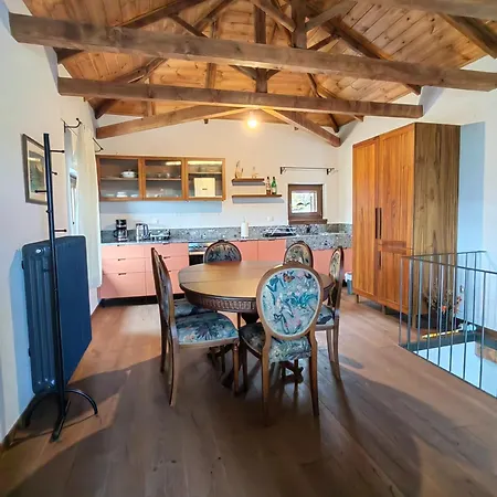 Holiday home House With Garden In Paleomonastiro Trikalon Gomfoi