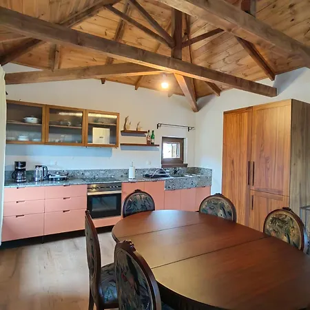 펜션 House With Garden In Paleomonastiro Trikalon *